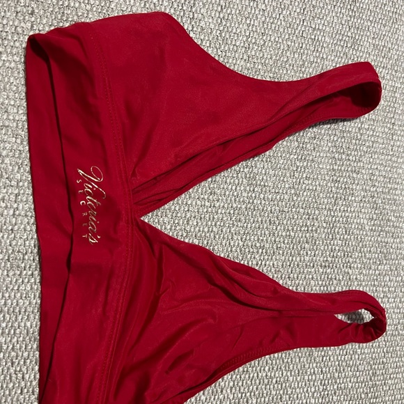 Victoria Secret bralette. Size XS. Super comfy. - Picture 2 of 5